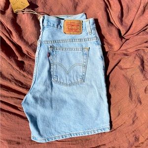 Vintage Levi’s Jean Shorts